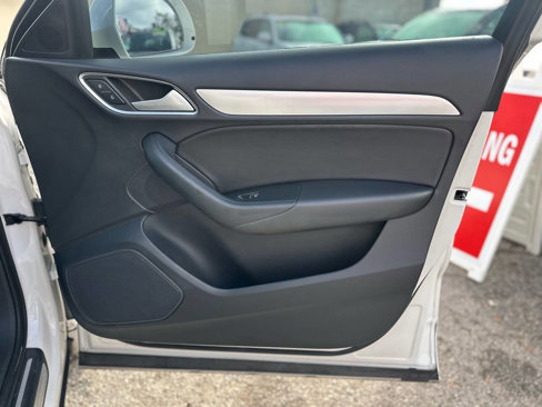 Used 2018 Audi Q3 2.0T Premium w/ Convenience Package image 27