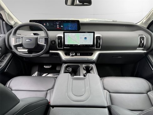 New 2025 Ford Expedition Platinum w/ Driver's Package image 10