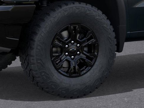 New 2026 Chevrolet Silverado 1500 ZR2 image 9