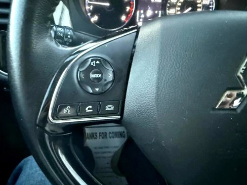 Used 2020 Mitsubishi Outlander SEL image 35