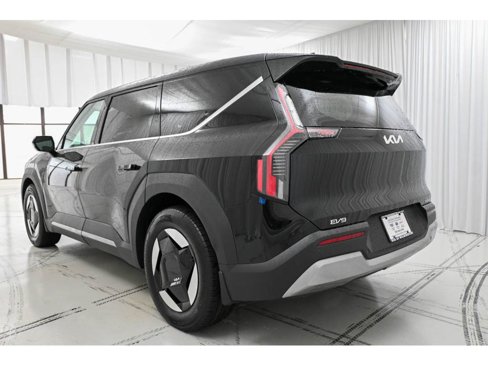 New 2026 Kia EV9 Light image 5