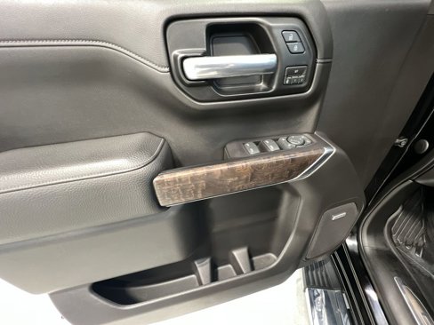 Used 2019 GMC Sierra 1500 Denali w/ Technology Package image 17