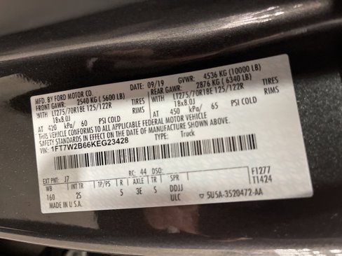 Used 2019 Ford F250 XLT w/ XLT Premium Package image 29