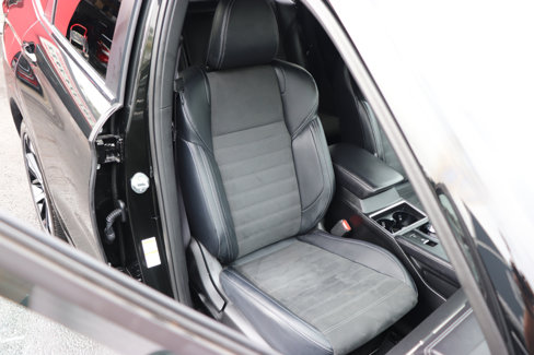Used 2024 Mitsubishi Outlander 4WD Plug-In Hybrid image 15