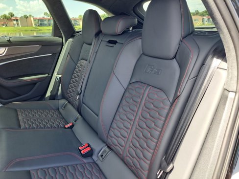 Used 2025 Audi RS 6 performance image 21