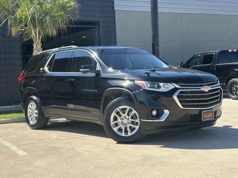 Used 2021 Chevrolet Traverse LT image 4