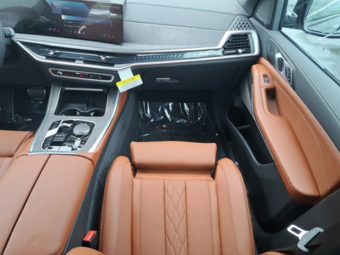 New 2026 BMW X5 xDrive50e w/ M Sport Package image 15