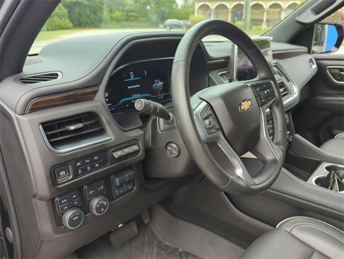 Used 2024 Chevrolet Tahoe Premier w/ Premium Package image 10