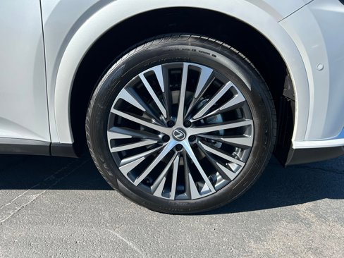 Used 2025 Lexus RX 350 image 32