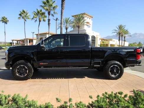 New 2026 Ford F250 Platinum w/ Tremor Off-Road Package image 1