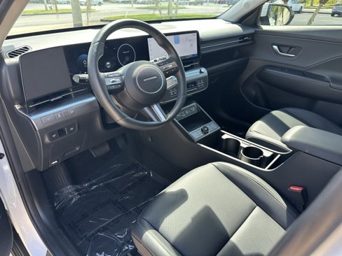 Used 2025 Hyundai Kona Limited image 11