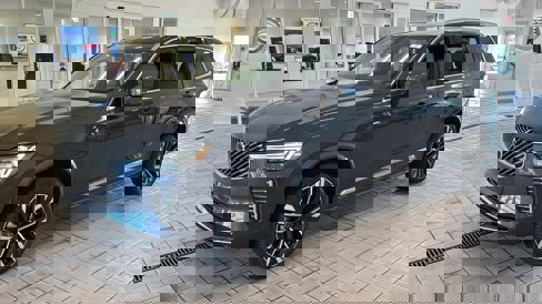 New 2026 Volvo XC90 B6 Plus w/ Protection Package Premier image 9