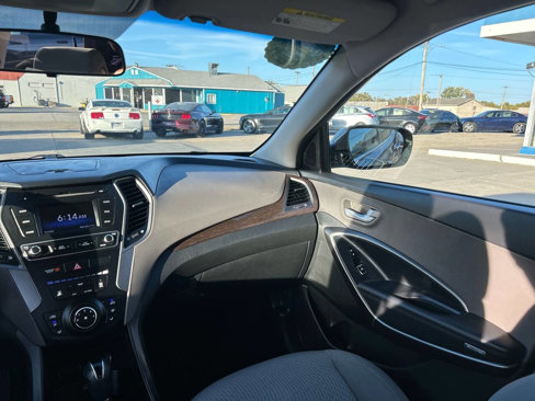 Used 2017 Hyundai Santa Fe Sport image 20