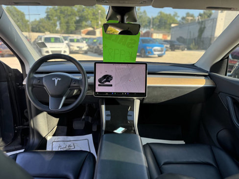 Used 2020 Tesla Model Y Long Range image 19