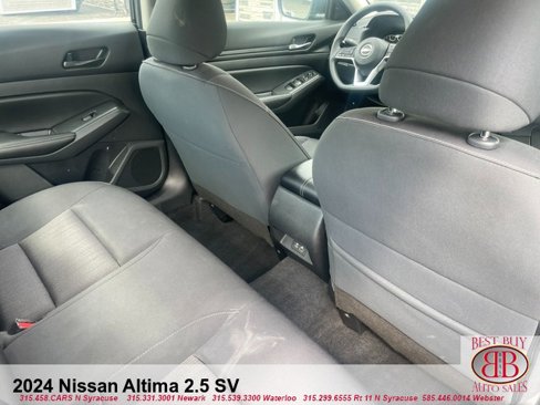 Used 2024 Nissan Altima 2.5 SV image 10