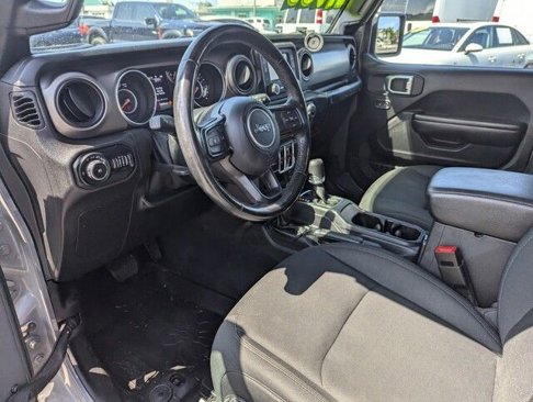 Used 2020 Jeep Wrangler Unlimited Sport image 11