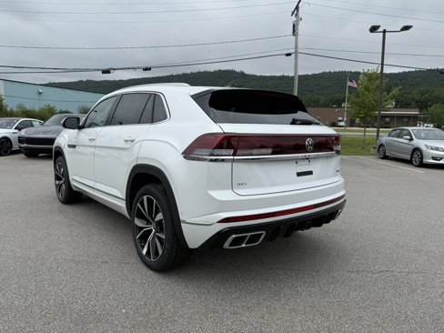New 2025 Volkswagen Atlas Cross Sport SEL Premium R-Line image 7