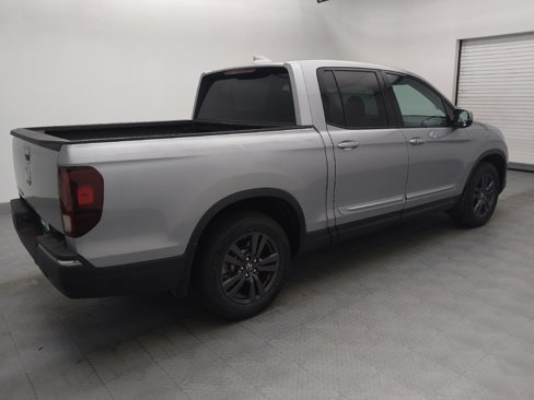 Used 2020 Honda Ridgeline Sport image 10