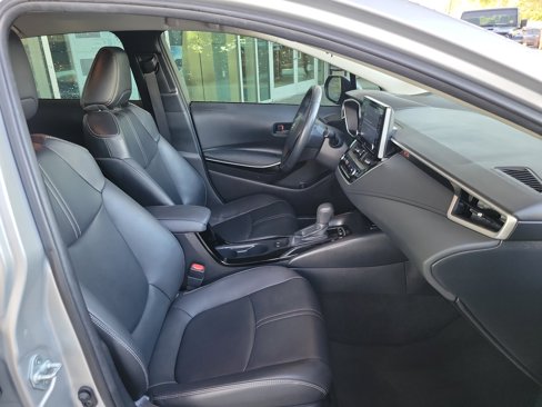 Used 2022 Toyota Corolla LE image 31