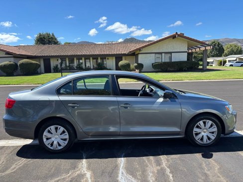 Used 2012 Volkswagen Jetta S image 3