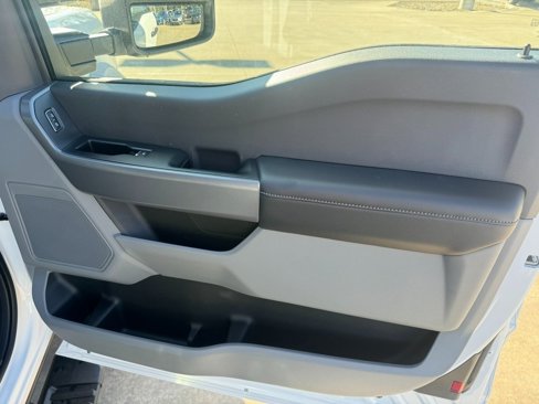 New 2024 Ford F550 2WD SuperCab Super Duty w/ XLT Value Package image 10