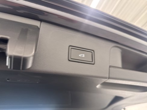 New 2026 Volkswagen Atlas Peak Edition image 31
