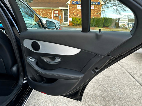 Used 2019 Mercedes-Benz C 300 Sedan image 24