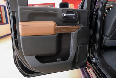 Used 2022 Chevrolet Silverado 3500 High Country w/ Safety Package II image 46