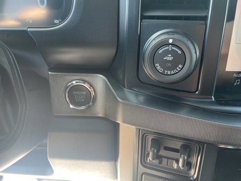 New 2026 Ford F250 4x4 Crew Cab Super Duty image 31