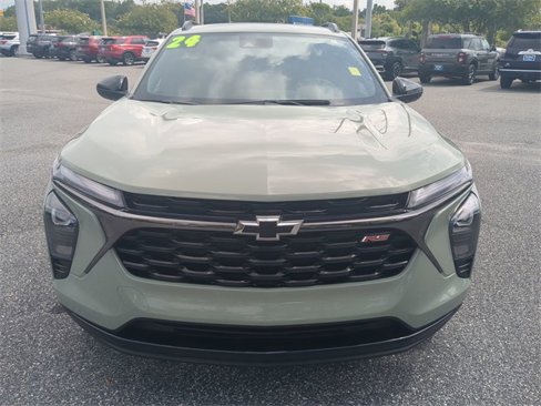 Used 2024 Chevrolet Trax RS w/ Driver Confidence Package image 21