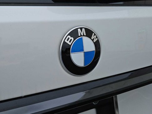 New 2026 BMW X6 M60i image 12