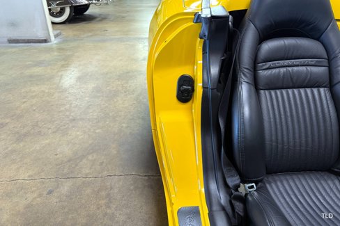 Used 2002 Chevrolet Corvette Convertible w/ Preferred Equipment Group2 image 61