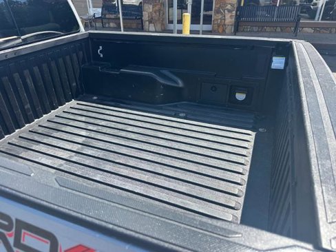 Used 2021 Toyota Tacoma SR5 image 6