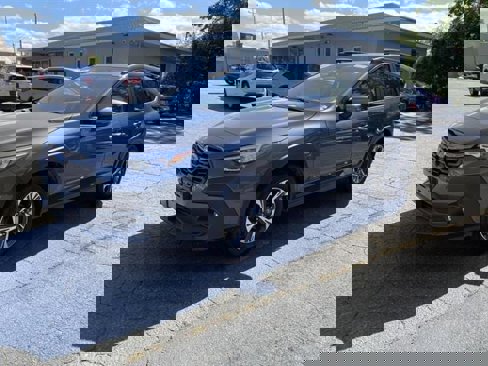 Certified 2024 Subaru Crosstrek 2.0i Premium image 1