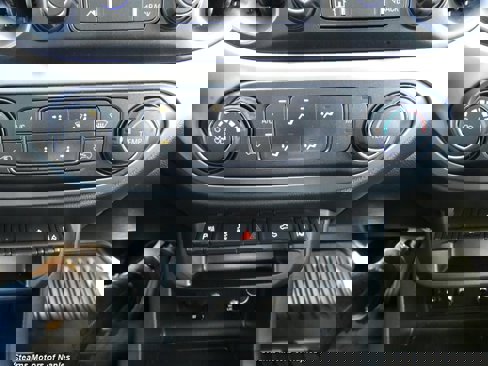 Used 2022 Chevrolet Colorado LT w/ Fleet Safety Package image 32