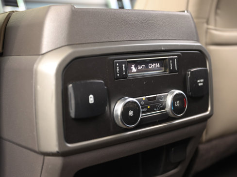 Used 2019 Ford Expedition Max XLT w/ Equipment Group 202A image 23
