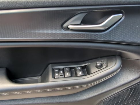 Used 2023 Jeep Grand Cherokee Altitude image 22