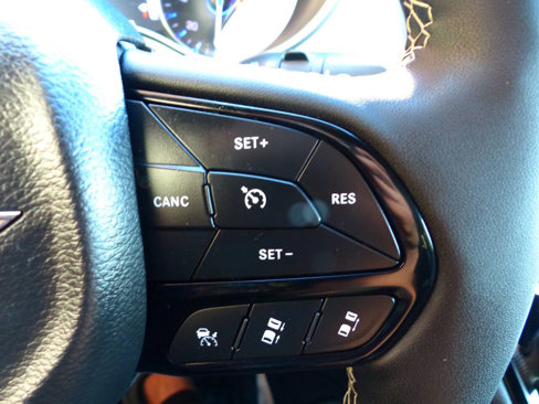 Used 2024 Chrysler Pacifica Touring-L w/ S Appearance Package image 28