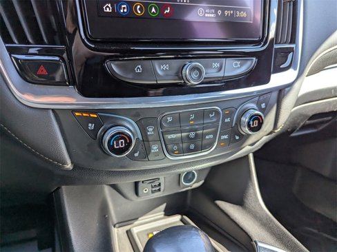 Certified 2022 Chevrolet Traverse Premier w/ Redline Edition image 26