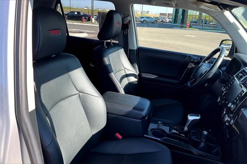 Used 2024 Toyota 4Runner TRD Off-Road Premium image 7