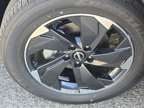 New 2026 Nissan Rogue SV image 18