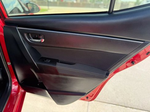 Used 2019 Toyota Corolla LE image 23