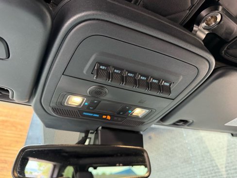 Used 2021 Ford Bronco Badlands image 31