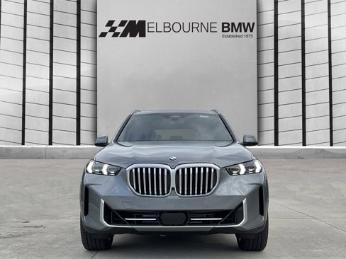 New 2026 BMW X5 sDrive40i w/ Premium Package image 2