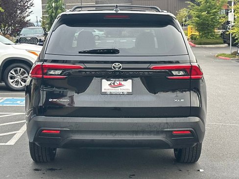 Certified 2024 Toyota Grand Highlander XLE image 4