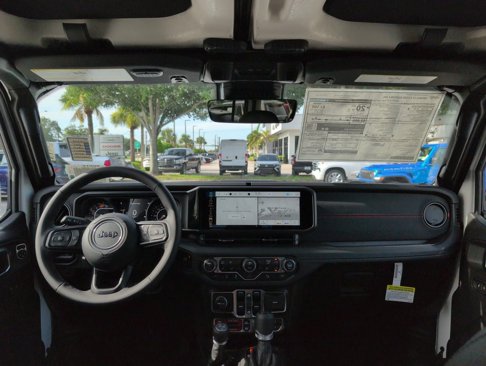 New 2025 Jeep Wrangler Unlimited Rubicon image 29