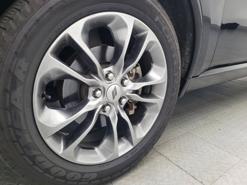Used 2019 Dodge Durango GT image 31