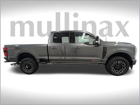 New 2026 Ford F250 Platinum image 2