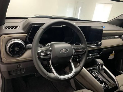 New 2026 Chevrolet Colorado ZR2 w/ Technology Package image 15
