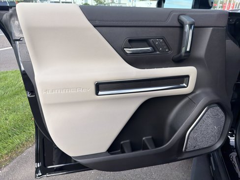 New 2026 GMC Hummer EV 4x4 Crew Cab image 9